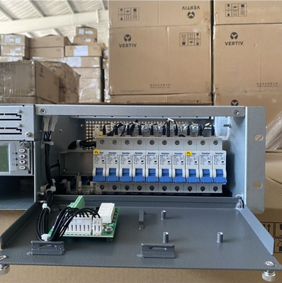 NetSure 531 A31-S2 Sistema de Alimentação CC 48V 6KW Totalmente Integrado da Série Netsure 531 A31