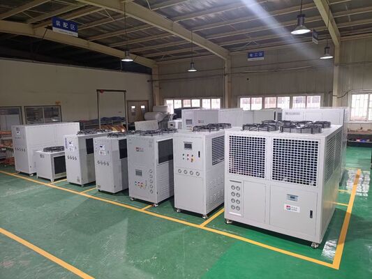 Chiller Modular a Ar Refrigerado a Parafuso de Fácil Manutenção - Grande Capacidade de Refrigeração Industrial