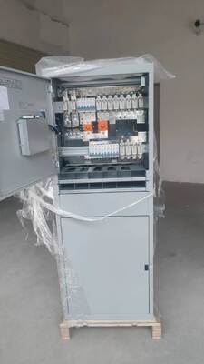 Vertiv NetSure 731 CC2-X2 48V 600A 36kW DC Sistema de Energia Telecom Rectificador de gabinete para estação base